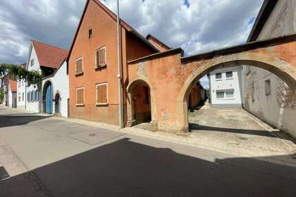 Haus zum Kaufen in Edenkoben 199.000,00 € 186 m²