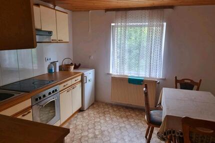 Großzügiges Haus mit 4 Schlafzimmern und Garage zu vermieten - Obernzenn