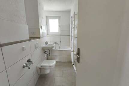 Wohnung zum Mieten in Merseburg 350,00 € 58.21 m²