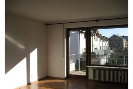 Sonnige 4-Zimmer-Wohnung mit Dachstudio & Südbalkon - zentrumsnah - Villingen-Schwenningen