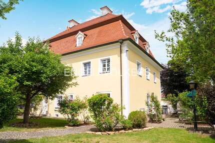 Haus zum Kaufen in Köfering 1.950.000,00 € 350 m²