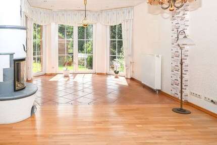 Haus zum Kaufen in Georgsmarienhütte 480.000,00 € 218 m²