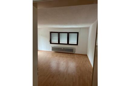 Mietwohnung - 850,00&nbsp;EUR Kaltmiete, ca.&nbsp; 90,00&nbsp;m&sup2; in Aalen (PLZ: 73433) Attenhofen