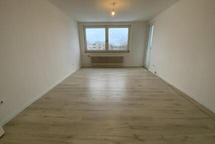 Weitblick inklusive: Großzügige 3-Zimmer-Wohnung mit Balkon frei! - Gütersloh