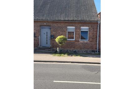 Vierseiten Hof - 200.000,00&nbsp;EUR Kaufpreis, ca.&nbsp; 250,00&nbsp;m&sup2; in Tangerhütte (PLZ: 39517)