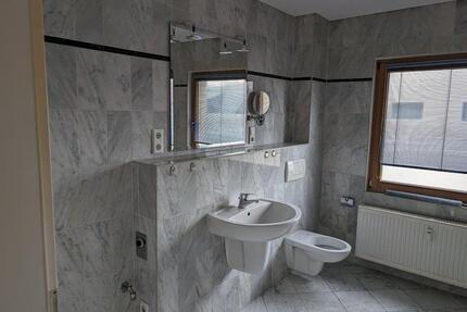 Schöne 2-Zimmer-Wohnung in Braunschweig-Waggum 108 qm mit Balkon