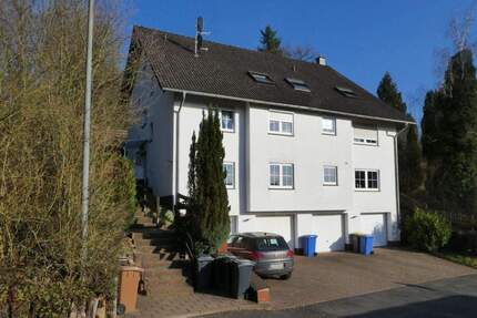 AUMÜLLER-Immobilien - Moderne ETW bestehend aus zwei Wohneinheiten mit zwei separaten Eingängen - Brachttal Hellstein