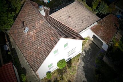 Zentrales Familienhaus in Aalen mit Garten & Garage