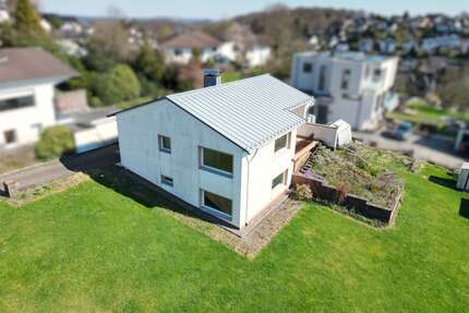 Haus zum Kaufen in Kürten Biesfeld 350.000,00 € 110 m² - Kürten / Biesfeld