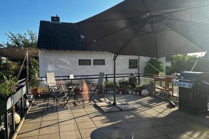 Sanierte 3-Zimmerwohnung mit großer Dachterrasse - Mainz Laubenheim