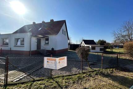 Sanierungsbedürftige Doppelhaushälfte + mögliches Baufeld - Ahrenshagen-Daskow Elbingerode