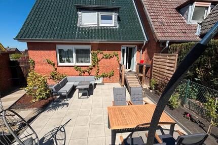 Doppelhaushälfte Haus mit großem Grundstück und Vollkeller - Lauenburg/Elbe