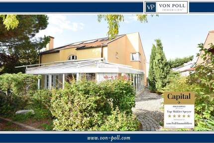 Stilvolles Einfamilienhaus mit schönem Wintergarten und Einliegerwohnung - Limburgerhof