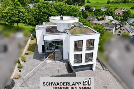 Haus zum Kaufen in Niederelbert 995.000,00 € 332.88 m²
