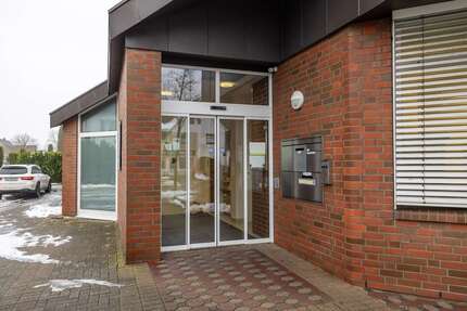 Haus zum Kaufen in Delmenhorst 770.000,00 € 208 m²