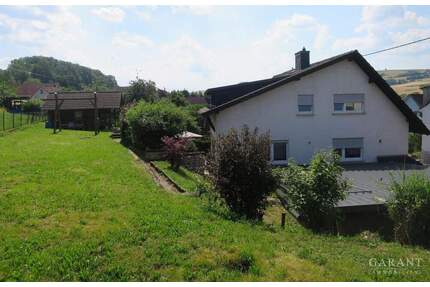 Ein-Zweifamilienhaus mit schönem Garten - perfekt für die Großfamilie - Heiligenmoschel