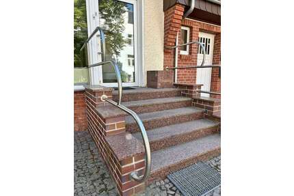 Haus zum Kaufen in Zeuthen 1.249.000,00 € 313 m²