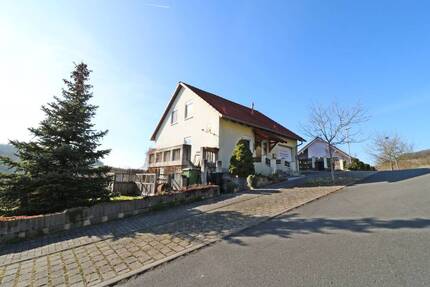 Einfamilienhaus mit ELW zum Preis einer Eigentumswohnung!!! - Dörzbach