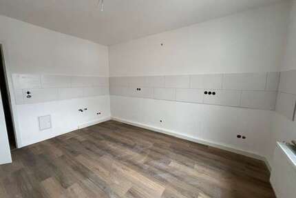 Wohnung zum Mieten in Wuppertal 462,74 € 54.44 m²