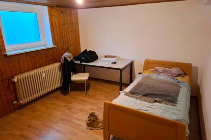 Nachmieter 1 Zimmer - 624,00&nbsp;EUR Kaltmiete, ca.&nbsp; 20,00&nbsp;m&sup2; in Karlsruhe (PLZ: 76149) Neureut