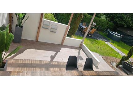 Renoviertes Einfamilienhaus in bester Lage - Erbpacht Grundstück - Schortens