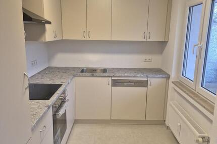 Wohnung Freiburg Stühlinger - 395.000,00&nbsp;EUR Kaufpreis, ca.&nbsp; 75,00&nbsp;m&sup2; in Freiburg im Breisgau (PLZ: 79106) Brühl