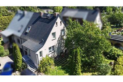 Haus zum Kaufen in Saalfeld 159.000,00 € 111 m²