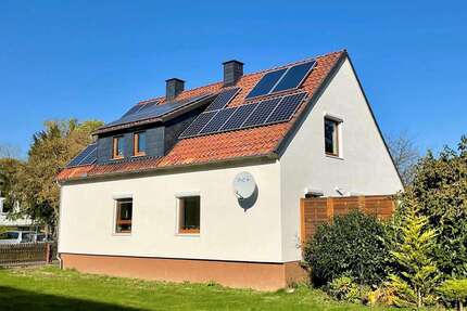Haus zum Kaufen in Einbeck 260.000,00 € 155 m²