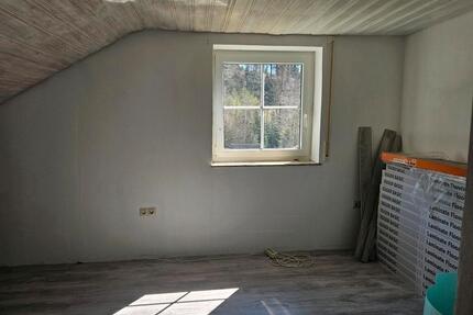 3 Zimmer Wohnung - 655,00&nbsp;EUR Kaltmiete, ca.&nbsp; 85,00&nbsp;m&sup2; in Kirchhaslach (PLZ: 87755) Greimeltshofen