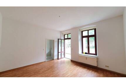 ruhige 2- Raumwohnung mit Balkon und Fahrstuhl in der Südstadt ! - Görlitz