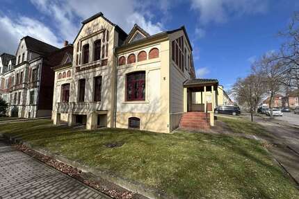 Haus zum Kaufen in Grevesmühlen 385.000,00 € 226 m²