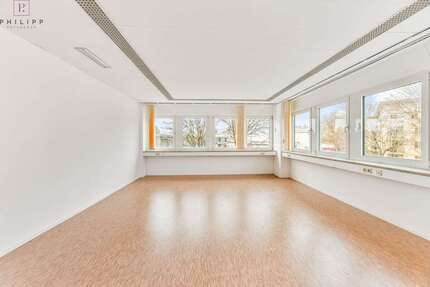 Büro in Haar 525,00 € 34 m² - 525,00&nbsp;EUR Kaltmiete, ca.&nbsp; 34,00&nbsp;m&sup2; in Haar (PLZ: 85540)
