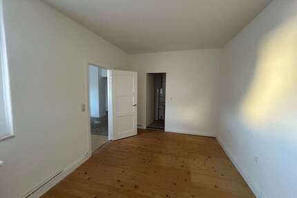 Wohnung zum Mieten in Lübeck 430,00 € 45 m²