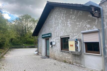 Einfamilienhaus mit Garage, Hof und Garten in Lauschied - Staudernheim