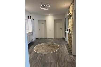 Großzügige 4-5-Zimmer-Wohnung mit Balkon in zentraler Lage - Göppingen