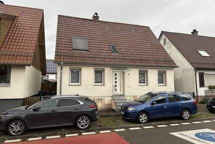 Kernsaniertes Einfamilienhaus in zentraler Lage - Eislingen