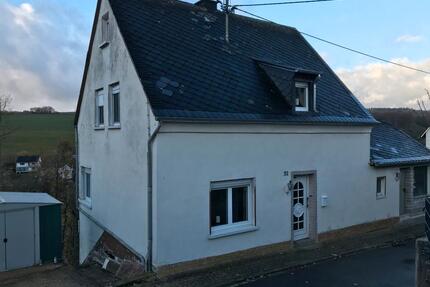 Einfamilienhaus zur Vermietung - 750,00&nbsp;EUR Kaltmiete, ca.&nbsp; 97,00&nbsp;m&sup2; in Kaisersesch (PLZ: 56759)