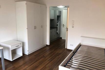TEMPORÄR – 1-Zimmer-Apartment mit Terrasse (nur Oktober) - Nürnberg Gleißhammer