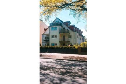 Sonnige DG-Maisonette Wohnung in Hermsdorf - 3 Zi. + 2 Balkone - Berlin Reinickendorf