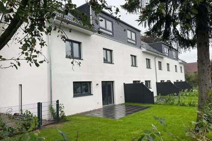 Haus zum Mieten in Norderstedt 2.250,00 € 132 m²