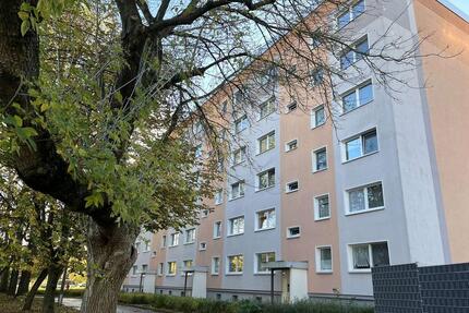 Charmante 3 Raum Wohnung mit großem Balkon - Plauen Alt Chrieschwitz