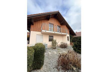 Einfamilienhaus mit Wintergarten, Terrasse und Garten – ideal für die Familie! - Rain