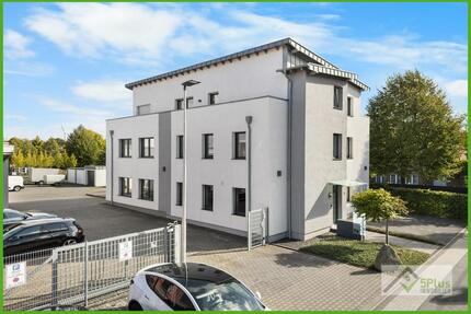 + 5PLUS + REPRÄSENTATIVES BÜROGEBÄUDE IN WÜRSELEN + MODERN, VIELSEITIG UND BEZUGSBEREIT +