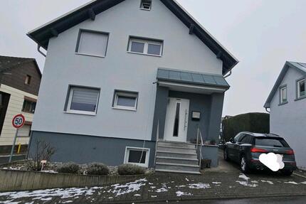 Einfamilienhaus - 350.000,00&nbsp;EUR Kaufpreis, ca.&nbsp; 120,00&nbsp;m&sup2; in Dornburg (PLZ: 65599)
