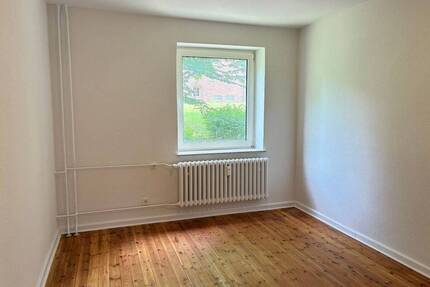 Erdgeschosswohnung mit schickem Dielenboden! - Kiel Neumühlen-Dietrichsdorf