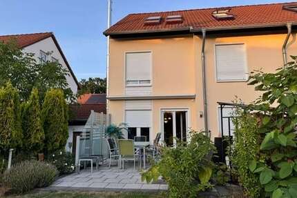 Haus zum Kaufen in Halle 400.000,00 € 140 m²