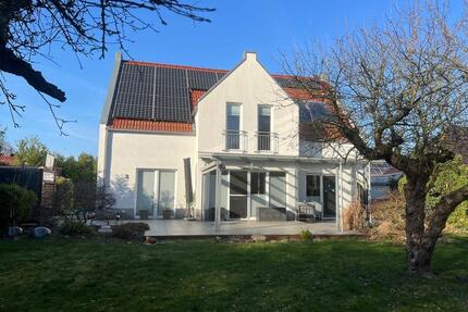 Stadtvilla mit SaunaPool in der AlpheideNienburg 210 qm - Nienburg (Weser)