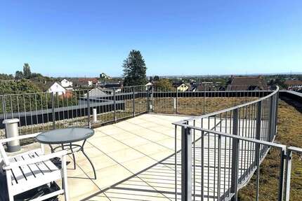 Wohnung zum Mieten in Hofheim 2.600,00 € 127.7 m²