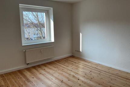 Einziehen im Frühling: Mietfrei starten oder Gutschein sichern* - Brandenburg an der Havel Görden