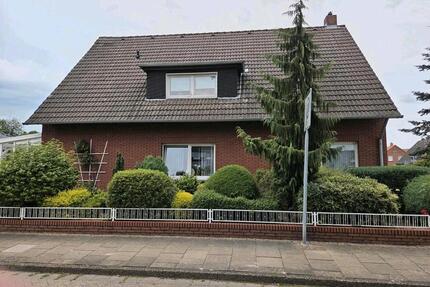 Zweifamilienhaus mit Garage in bester Lage - Nordhorn Bakelde